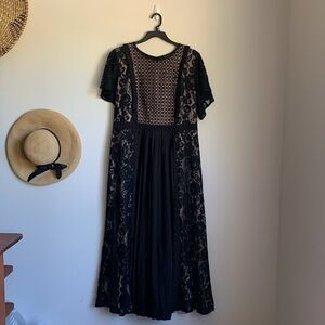 Pleated Mixed Lace Midi Dress